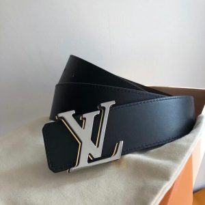 Louis Vuitton belt 40mm 1