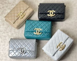 Chanel small flap bag Lambskin & Gold -Tone metal 1
